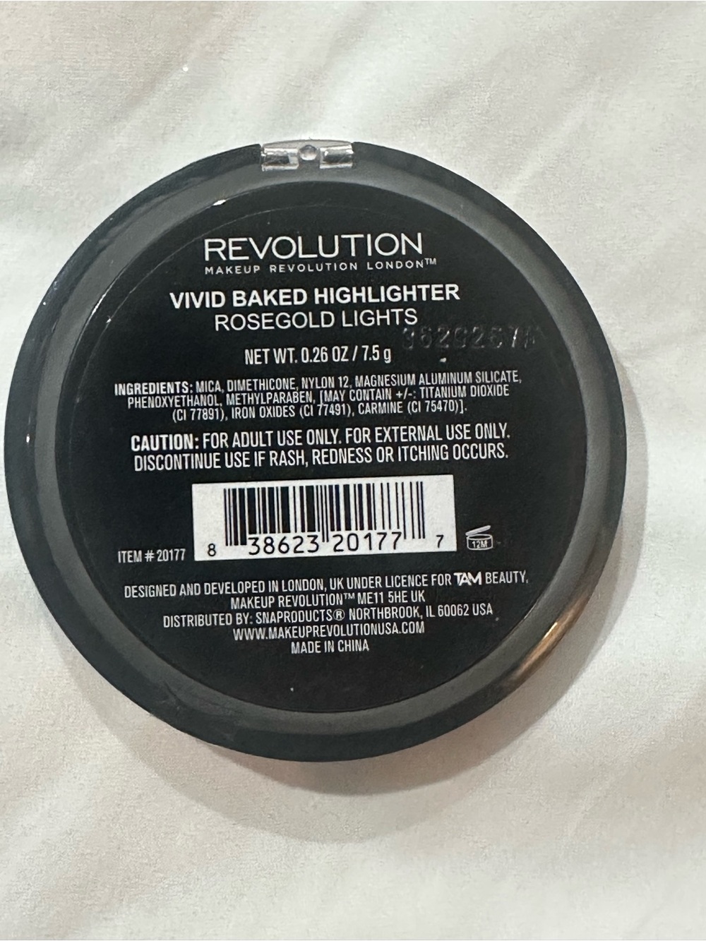 🆕 Makeup Revolution Vivid Baked Highlighter - Rosegold lights - Picture 3 of 3